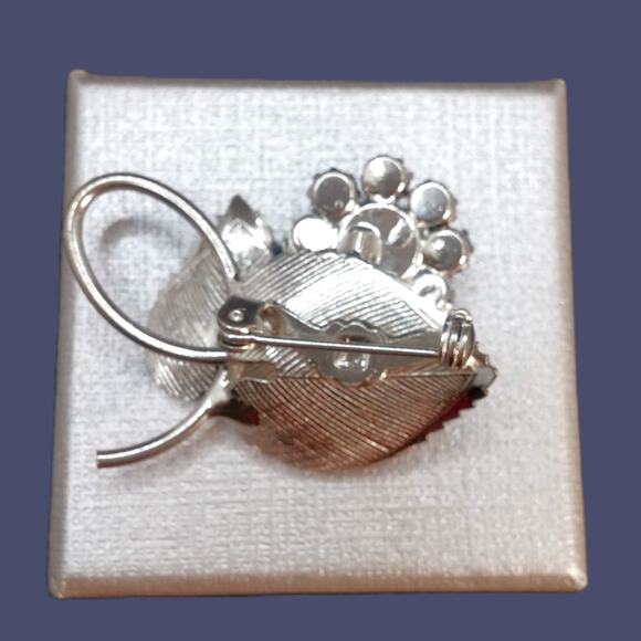 Vintage Blue Rhinestone Flower Brooch Textured Leaf Loop Pin MCM Silver Tone - Picture 3 of 10